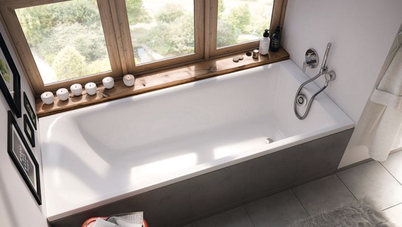 Geberit Rekord bathtub