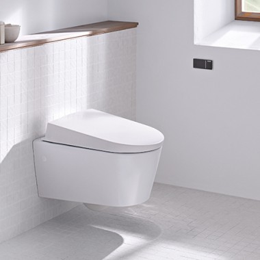 WC Geberit adapté PMR avec commande déportée