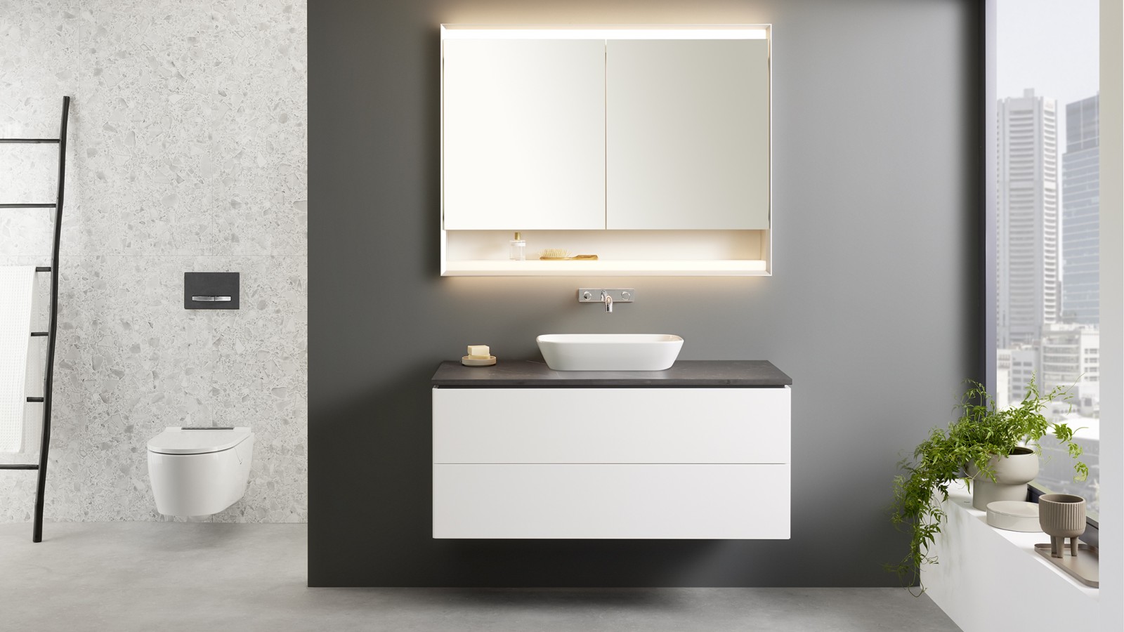 Une salle de bains avec lavabo et WC Geberit ONE Une salle de bains avec lavabo et WC Geberit ONE