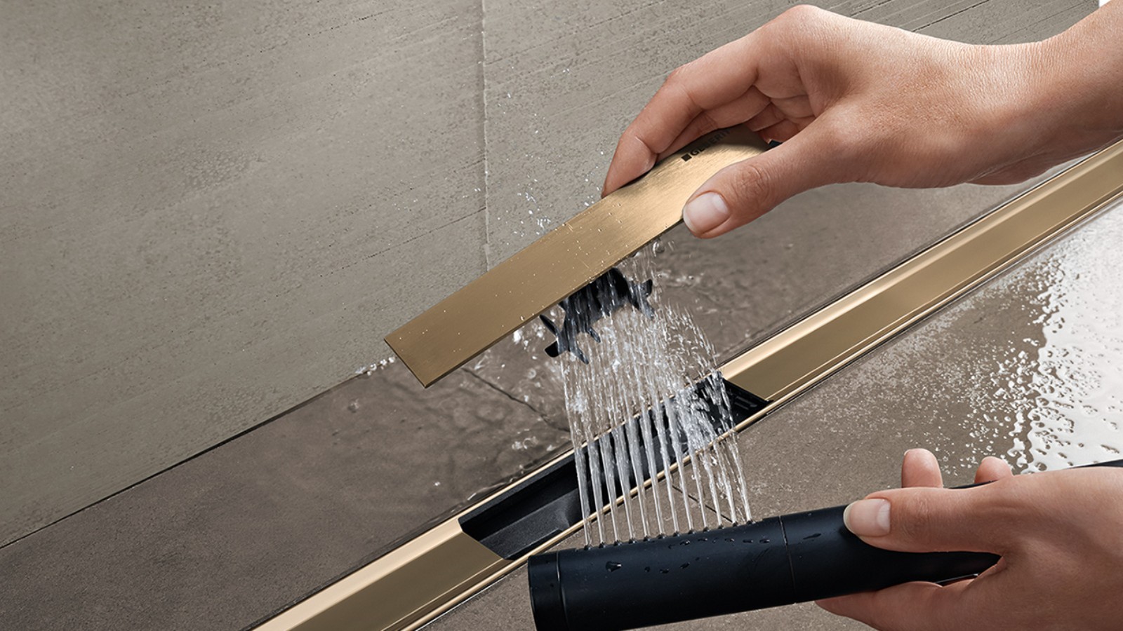 Geberit CleanLine simplifie l’entretien de la douche (© Geberit) Geberit CleanLine simplifie l’entretien de la douche (© Geberit)