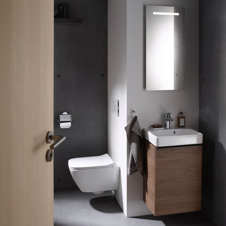 Small bathroom with bathroom products from Geberit Smyle Small bathroom with bathroom products from Geberit Smyle