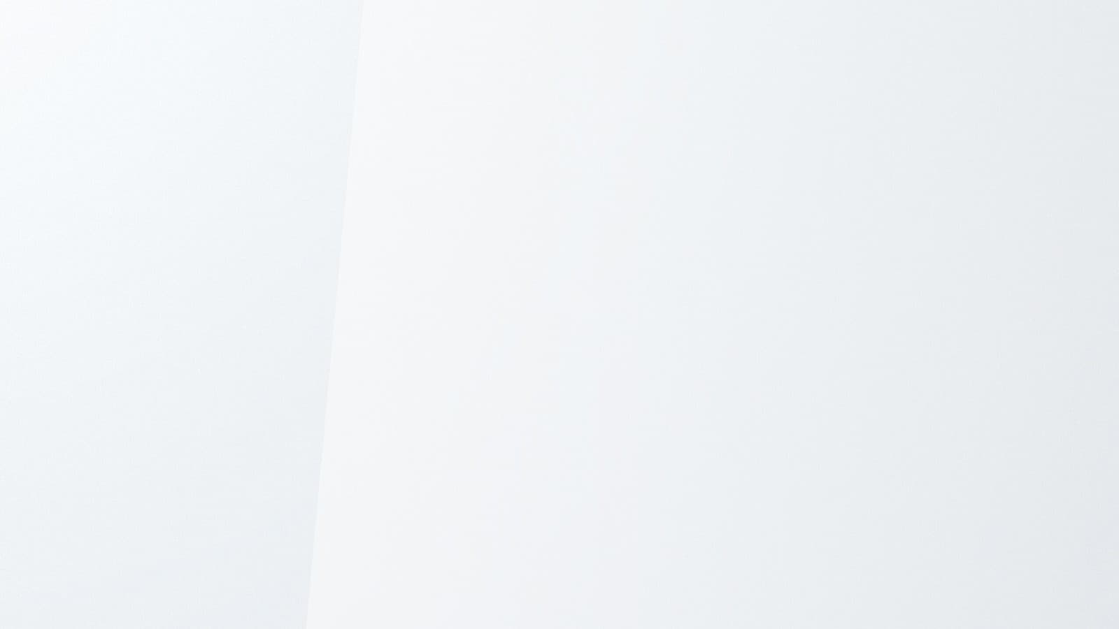 Colour: White silk glossy coated Colour: White silk glossy coated