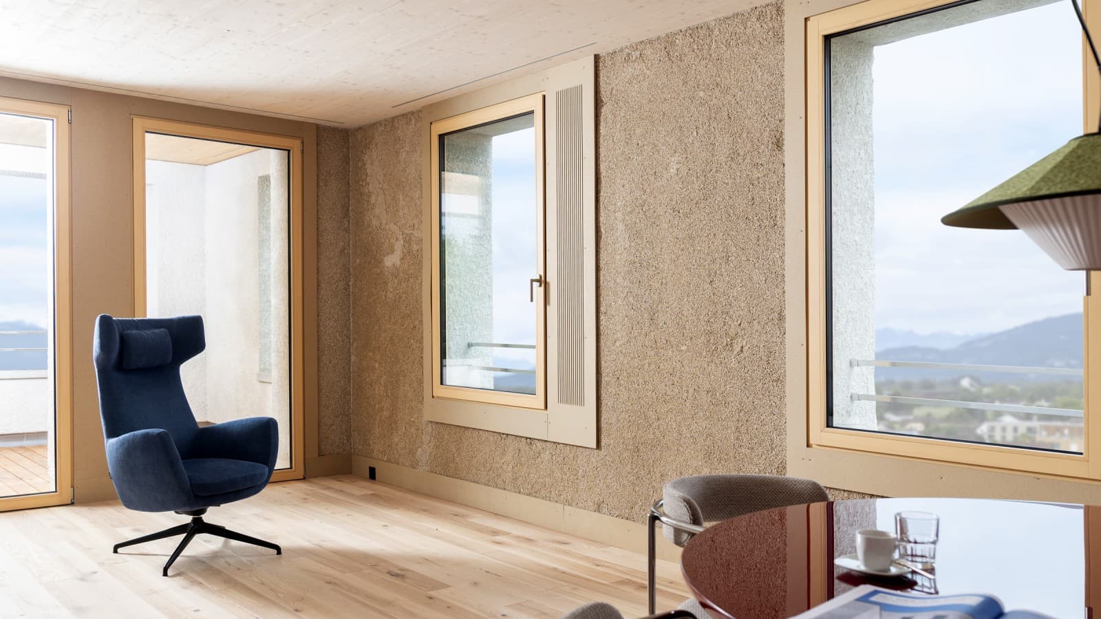 Dans le plus grand bâtiment en chanvre d’Europe, des briques de chanvre sont utilisées dans le cadre de l’aménagement intérieur. (© Openly / Jens Ellensohn) Dans le plus grand bâtiment en chanvre d’Europe, des briques de chanvre sont utilisées dans le cadre de l’aménagement intérieur. (© Openly / Jens Ellensohn)