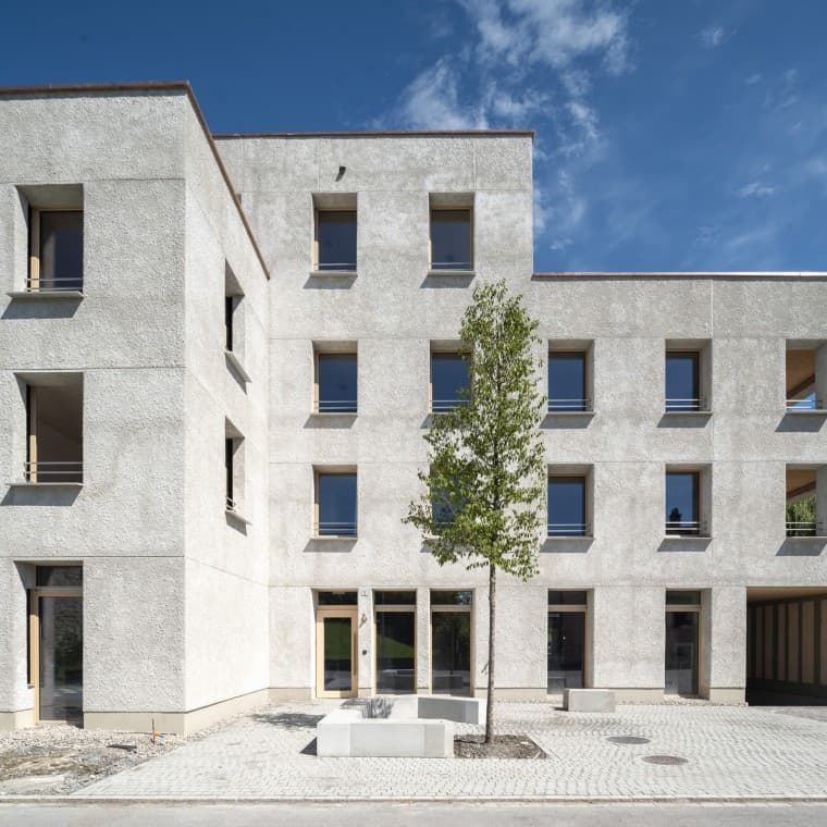 Des matériaux développés en interne, comme le béton de chanvre Cancret, sont utilisés dans le projet Openly Valley à Widnau. (© Openly / Jens Ellensohn) Des matériaux développés en interne, comme le béton de chanvre Cancret, sont utilisés dans le projet Openly Valley à Widnau. (© Openly / Jens Ellensohn)